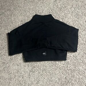 Alo black cropped serenity cover up size XXS